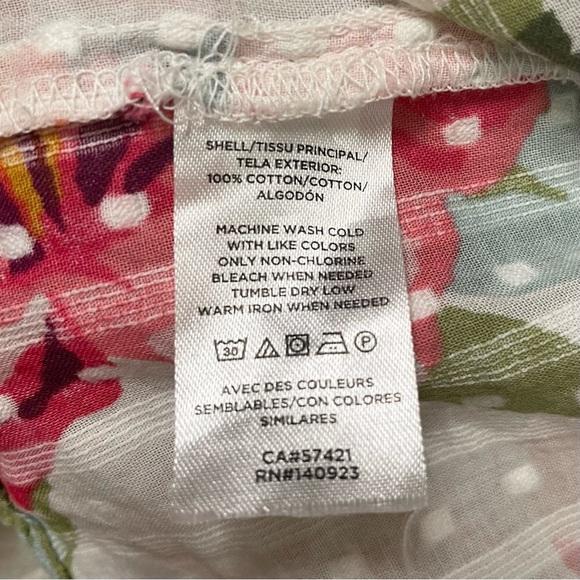 Loft Bouquet Ruffle Shell - Picture 9 of 9